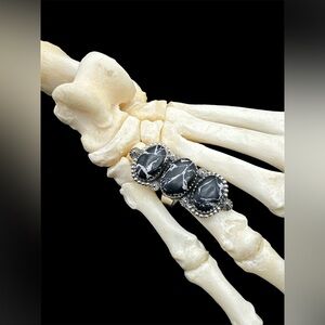 Southwest Sterling Silver White Buffalo Triple Stone Ring Adjustable Size 6.5